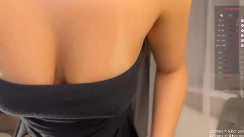 Next stream  December 1 FANSLY Loxrye online show from 01/19/25, 02:06