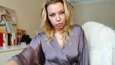 Snapshot of qurli24 chatting on 03/02/25, 10:24 qurli24 online show from 03/02/25, 10:24