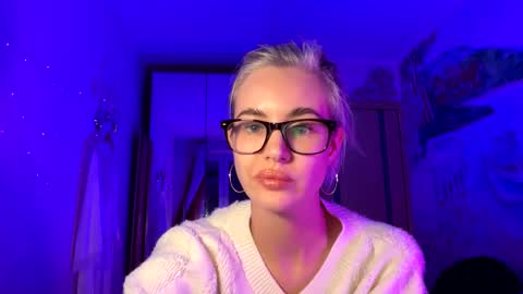 qusi28 online show from 02/06/25, 06:56