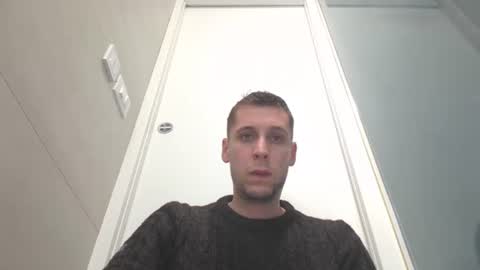 qwerty96cuck96 online show from 12/30/24, 03:35