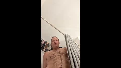 Snapshot of r04233054 chatting on 06/01/26, 10:44 r04233054 online show from 06/01/26, 10:44