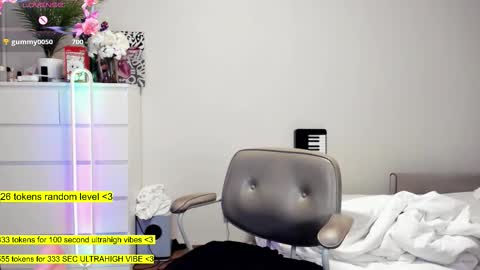 - online show from 09/19/25, 04:58