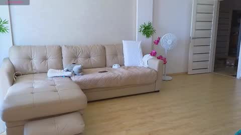 Snapshot of rabbits_couple chatting on 09/11/25, 10:04 Jess John online show from 09/11/25, 10:04