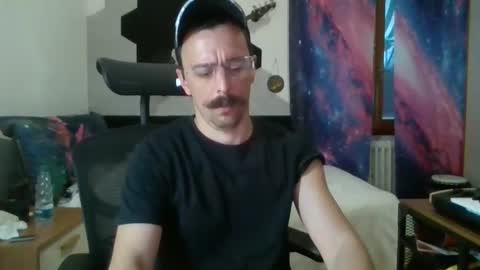 Snapshot of raccon68 chatting on 09/09/25, 03:11 Raccoon68 online show from 09/09/25, 03:11