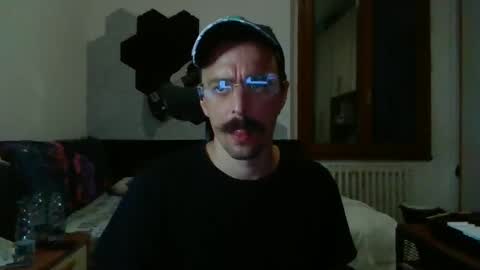 Snapshot of raccon68 chatting on 09/10/25, 08:25 Raccoon68 online show from 09/10/25, 08:25