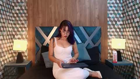  Rachel  online show from 03/26/26, 09:09