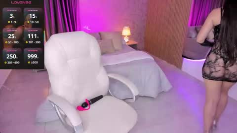 rachel online show from 11/11/25, 10:48