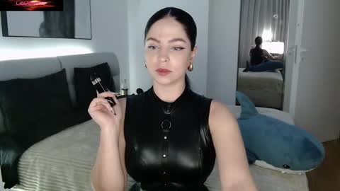 Snapshot of rachelcamp chatting on 09/24/25, 07:39 Call me Miss. online show from 09/24/25, 07:39