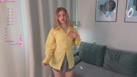 Christie online show from 04/19/26, 06:02