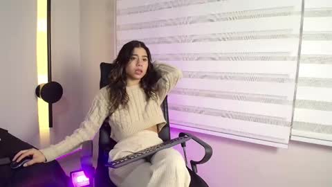 Rachell online show from 02/19/25, 03:50