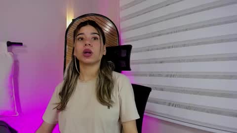 Rachell online show from 09/11/25, 04:34