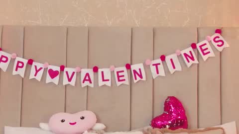 Snapshot of rachell_duque chatting on 02/12/25, 05:48 Rachell online show from 02/12/25, 05:48