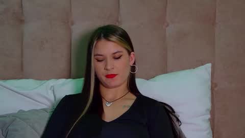 RachellSimpson online show from 03/08/25, 10:13