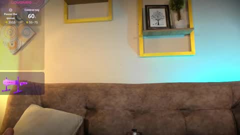 Snapshot of rachelruizz chatting on 09/14/25, 04:17 RACHEL online show from 09/14/25, 04:17