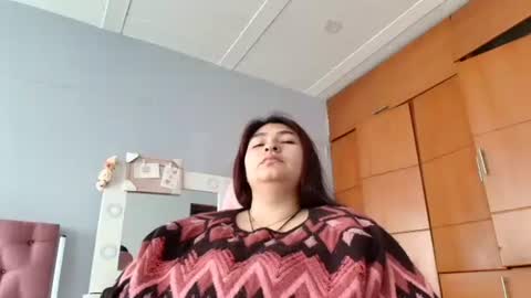 Snapshot of radiantgoddes chatting on 12/26/24, 01:10 radiantgoddes online show from 12/26/24, 01:10