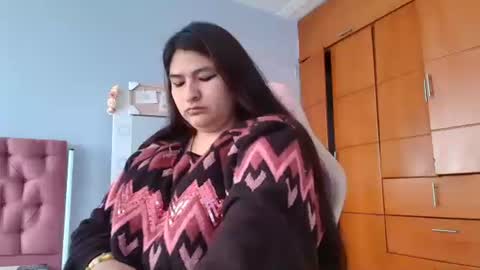 Snapshot of radiantgoddes chatting on 01/02/25, 04:02 radiantgoddes online show from 01/02/25, 04:02