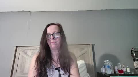 Snapshot of radiantpeachgoddess chatting on 02/15/25, 05:28 Radiant Peach Goddess online show from 02/15/25, 05:28