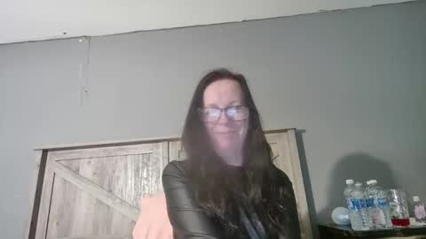 Snapshot of radiantpeachgoddess chatting on 02/17/25, 04:48 Radiant Peach Goddess online show from 02/17/25, 04:48