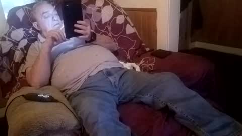 Snapshot of radiomantim chatting on 02/11/26, 03:06 Radioman for fun online show from 02/11/26, 03:06