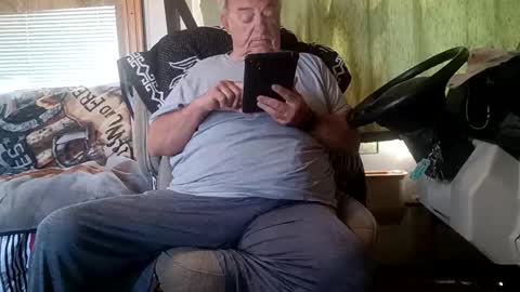 Radioman for fun online show from 04/22/26, 04:41