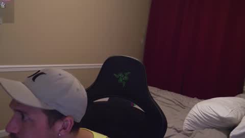 Snapshot of rado970 chatting on 11/12/25, 06:25 Lauren online show from 11/12/25, 06:25