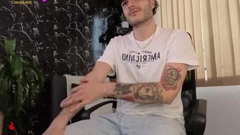 R A F A E L online show from 02/06/26, 08:56