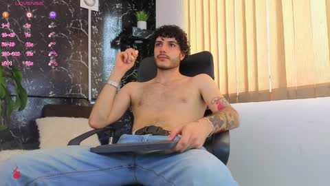 R A F A E L online show from 04/08/26, 08:53