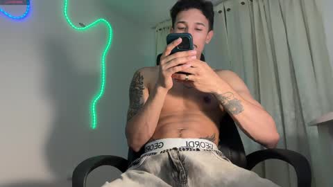 NEW IG  online show from 04/20/26, 12:02