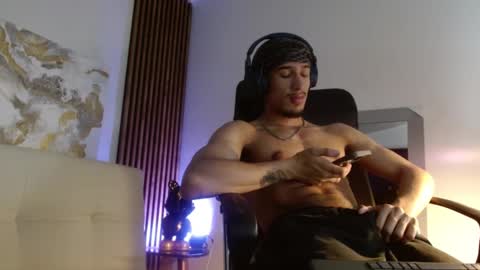 IG online show from 02/05/25, 04:06