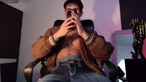 Snapshot of rafaelstone chatting on 01/10/26, 03:08 IG online show from 01/10/26, 03:08