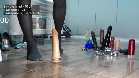 Snapshot of rafaslave chatting on 02/22/25, 08:09 Rafa Slave online show from 02/22/25, 08:09