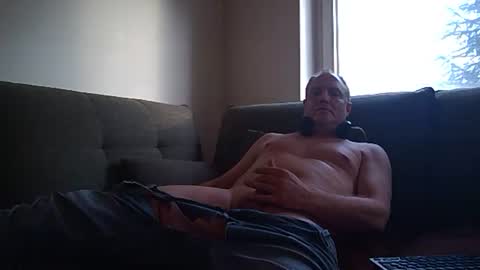 Snapshot of raffael303 chatting on 11/08/25, 02:39 raffael303 online show from 11/08/25, 02:39