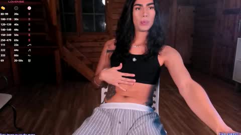 Snapshot of raichell_magicts chatting on 09/12/25, 02:11   60 off online show from 09/12/25, 02:11