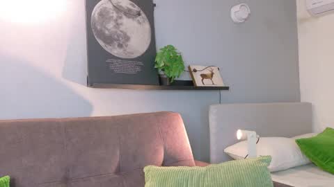 R A I D E N  B O Y  online show from 05/01/26, 07:18