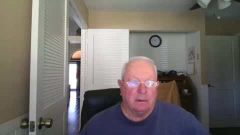 raiderman215 online show from 01/02/25, 07:07