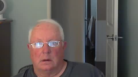 raiderman215 online show from 09/27/25, 09:42
