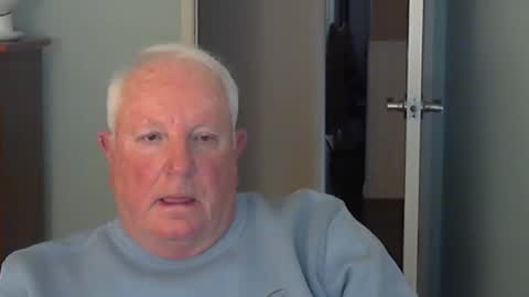 raiderman215 online show from 10/22/25, 06:29