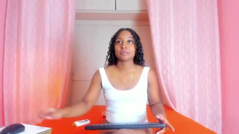 Snapshot of raileyboss chatting on 07/16/26, 11:38 raileyboss online show from 07/16/26, 11:38
