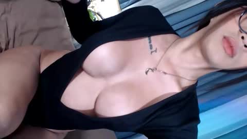 Snapshot of raileykink chatting on 09/11/25, 11:49 itsmeRailey online show from 09/11/25, 11:49