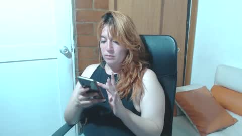 Paula online show from 02/18/25, 09:42