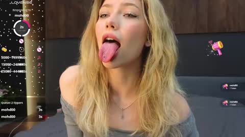 Snapshot of rainauge chatting on 02/22/25, 09:04 Lisa online show from 02/22/25, 09:04