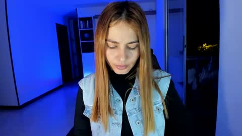 Jennyindependent model . online show from 01/07/25, 01:28