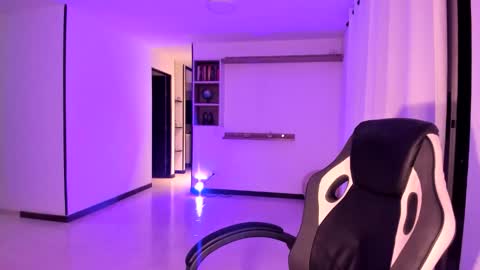 Jennyindependent model . online show from 01/10/26, 12:23