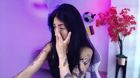 Snapshot of rainy_doll chatting on 07/01/26, 12:07 Rainy online show from 07/01/26, 12:07