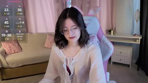 Snapshot of rainybella chatting on 09/13/25, 07:19 rainybella online show from 09/13/25, 07:19