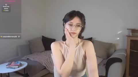 Snapshot of rainybella chatting on 10/17/25, 07:33 rainybella online show from 10/17/25, 07:33