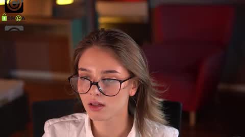 Raisa online show from 10/20/25, 10:16