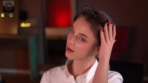 Raisa online show from 11/22/25, 06:40