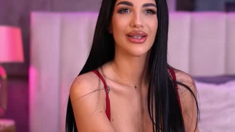 Raisa online show from 11/25/25, 04:51