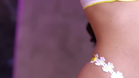 Raisa online show from 04/29/26, 06:14